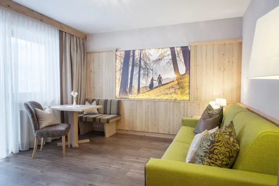 Suite_Kaiserblick_Hotel_Riedl_in_Koessen_Tirol__c__Florian_Egger__7_.jpg