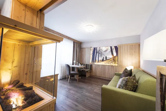 Suite_Kaiserblick_Hotel_Riedl_in_Koessen_Tirol__c__Florian_Egger__6_.jpg