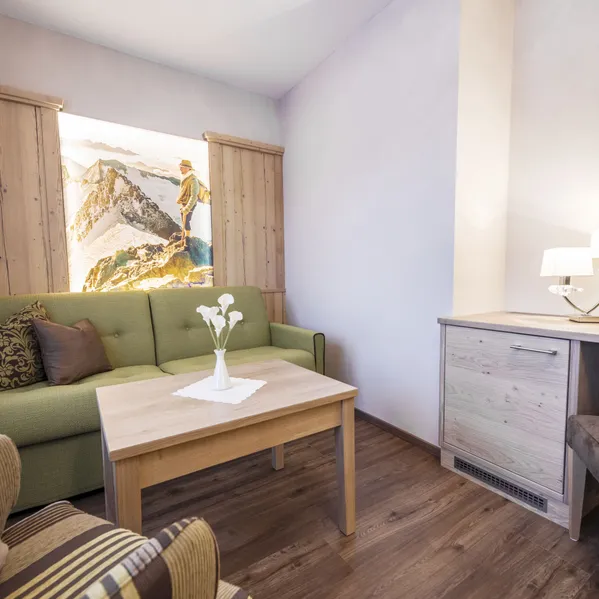Juniorsuite_Unterberg_Hotel_Riedl_in_Koessen_Tirol__C__Florian_Egger__4_.jpg
