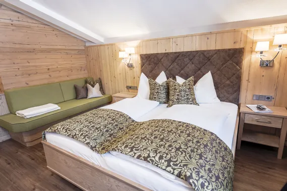 Suite_Kaiserblick_Hotel_Riedl_in_Koessen_Tirol__c__Florian_Egger__4_.jpg