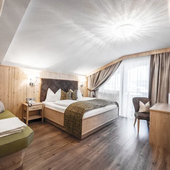 Suite_Kaiserblick_Hotel_Riedl_in_Koessen_Tirol__c__Florian_Egger__5_.jpg